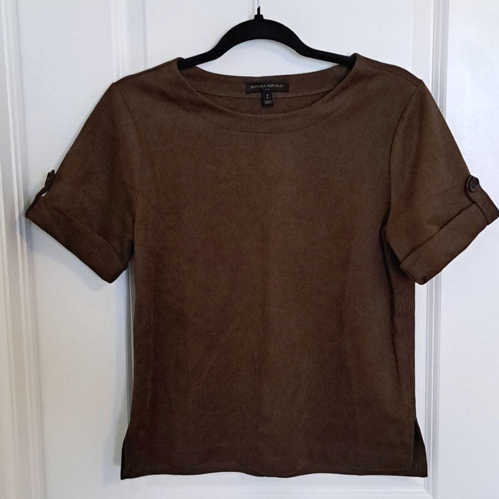 BANANA REPUBLIC | Cuffed velvet crew neck tee